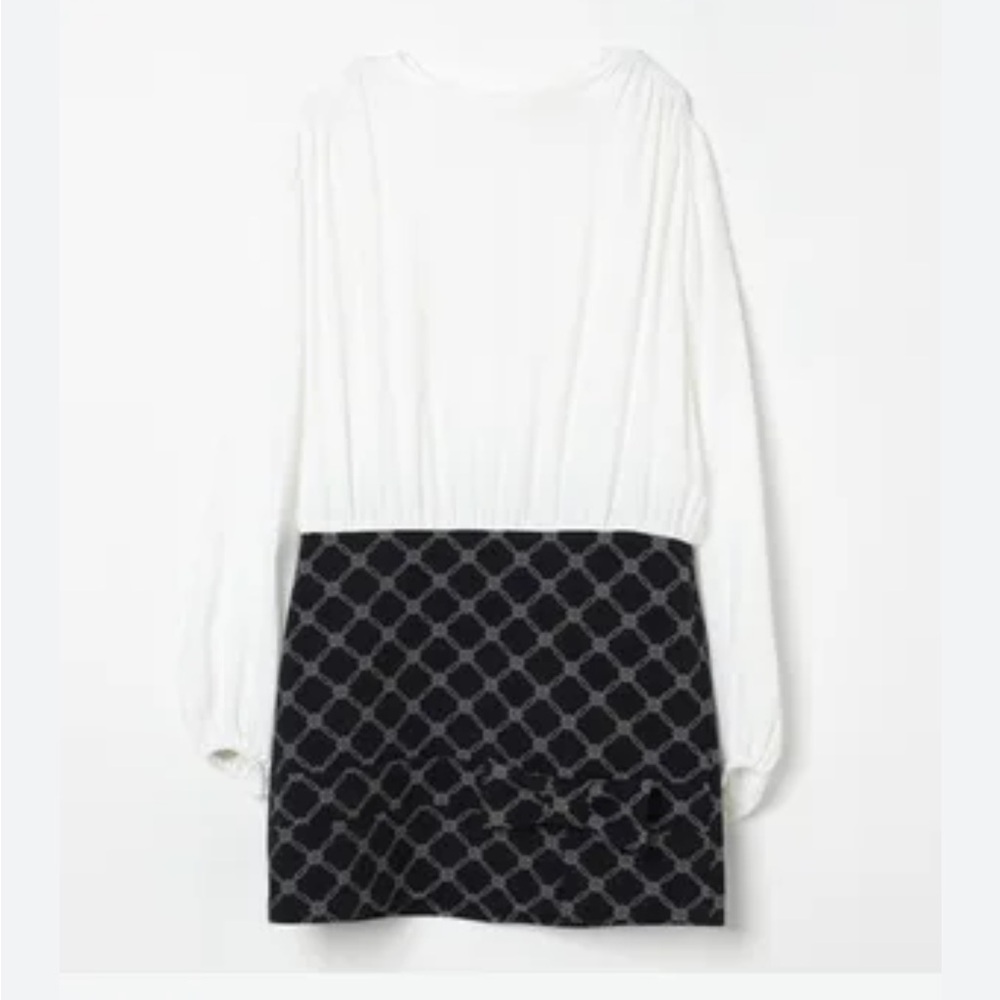 Elisabetta Franchi Elegant Black and White Skirt. Brand New With Tags